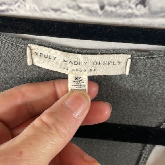 🐞 Urban Outfitters: Gray Tank - Size XS - Picture 2 of 3